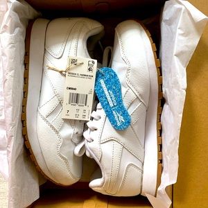 Reebok Women's Classic Harman Run Sneakers